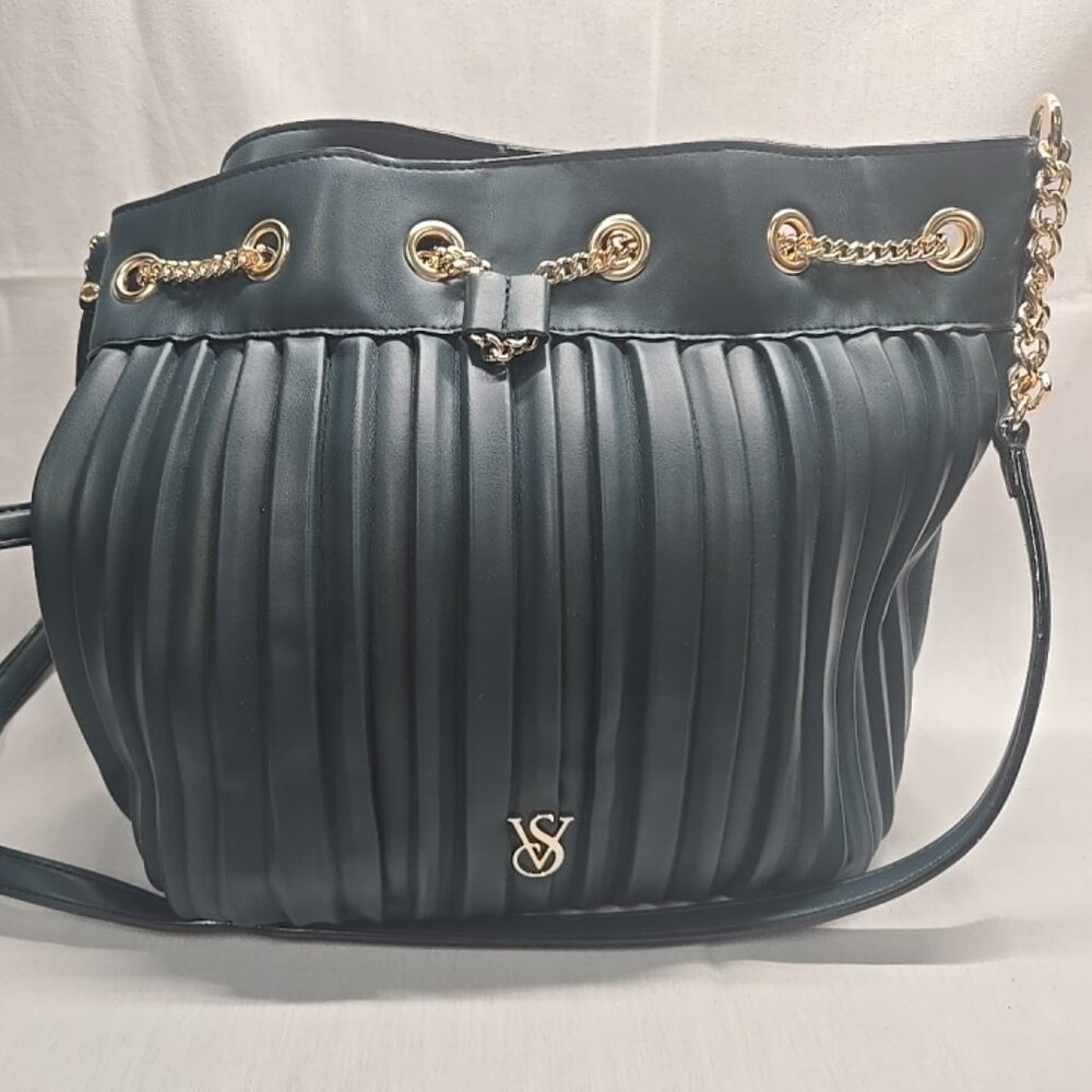 Victoria Secret Quilted/Pleated Purse with Matching Wallet Hunter Green